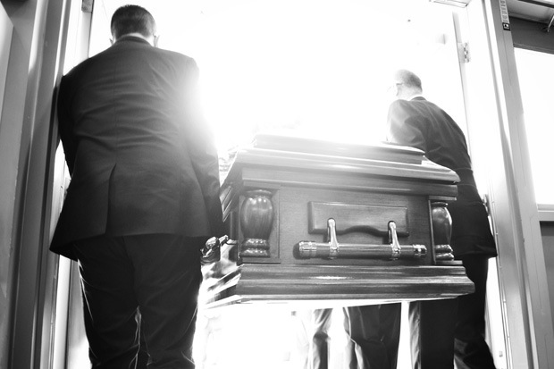 Какво включва организацията на погребение?