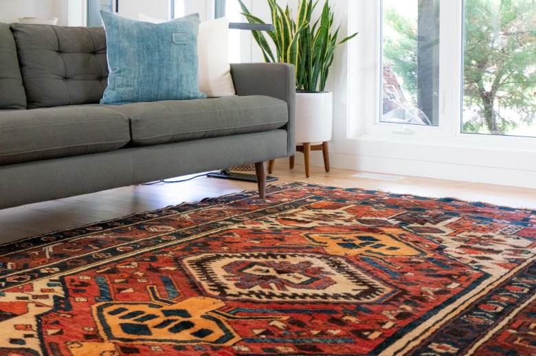 Защо домакините предпочитат професионално пране на килими